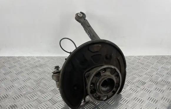 Mercedes-Benz GLC X253 C253 Rear wheel hub 2133572600 91818