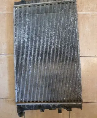 Ford Sierra Coolant radiator 05fe893bb95 93bb95