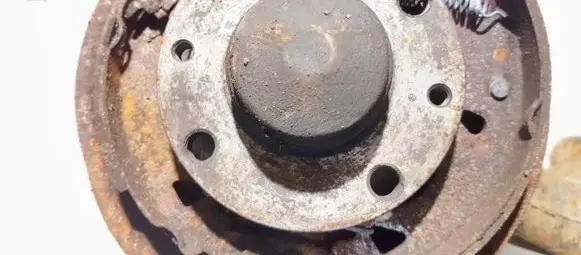 Fiat Punto (176) Rear wheel hub