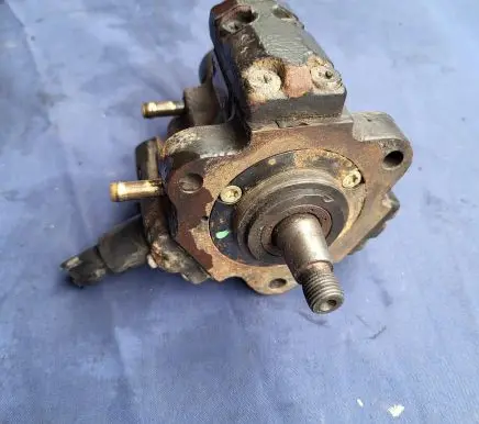 Peugeot 406 Fuel injection high pressure pump 0445010010 96312B 03861