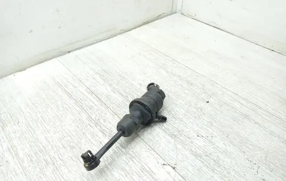 Nissan Qashqai Clutch master cylinder 30610BB30A