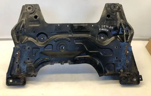 Opel Mokka B Front subframe 9841458080