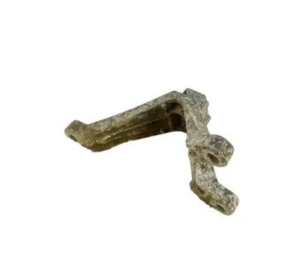 Engine mounting bracket