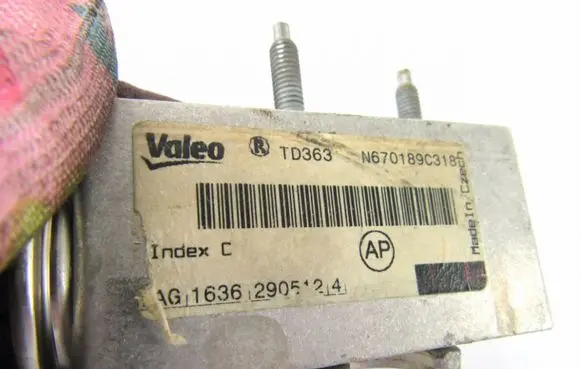 Air conditioning (A/C) expansion valve