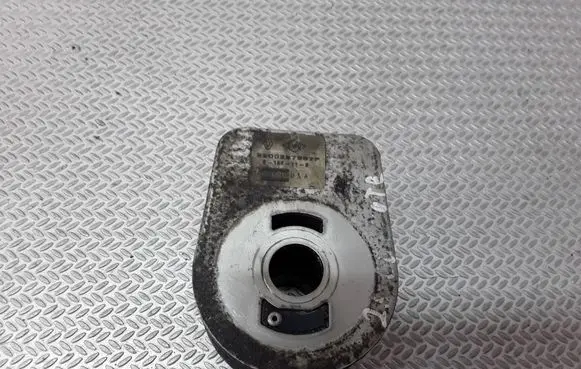 Renault Megane II Oil filter mounting bracket 8200267937F