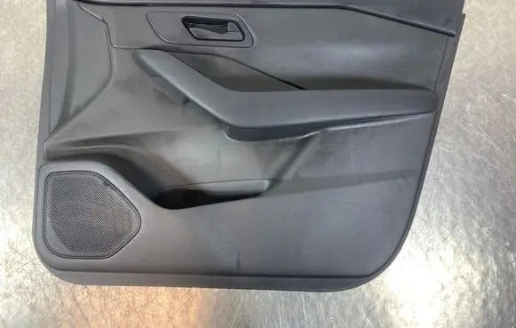 Nissan X-Trail T33 Front door card panel trim 809766RR0C