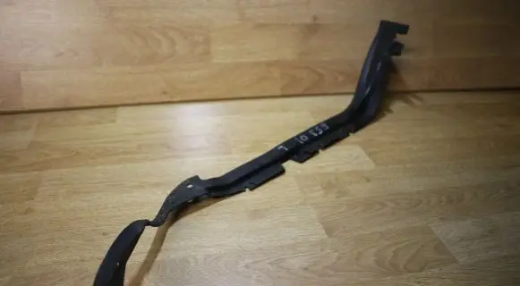 BMW X5 E53 Headlight/headlamp mounting bracket 224584