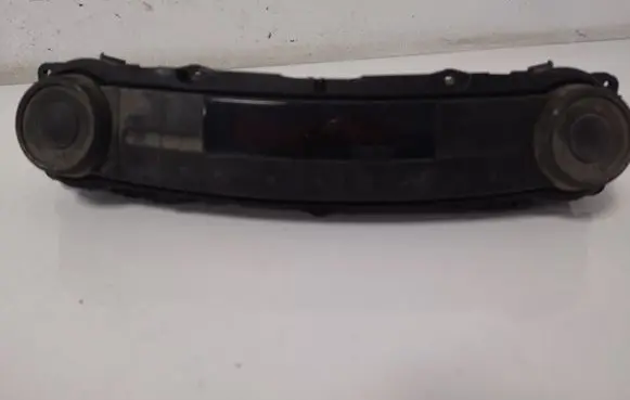 Mercedes-Benz E W211 Climate control unit 2118300685 00121304