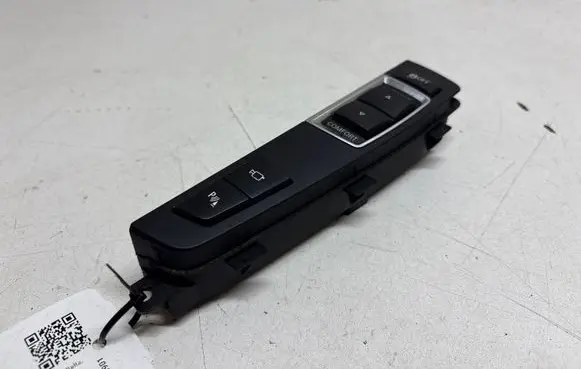 BMW 5 F10 F11 ESP (stability program) switch 10755210