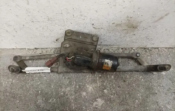 Peugeot 406 Front wiper linkage and motor