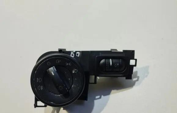 Volkswagen Touareg I Light switch 7L6858903T