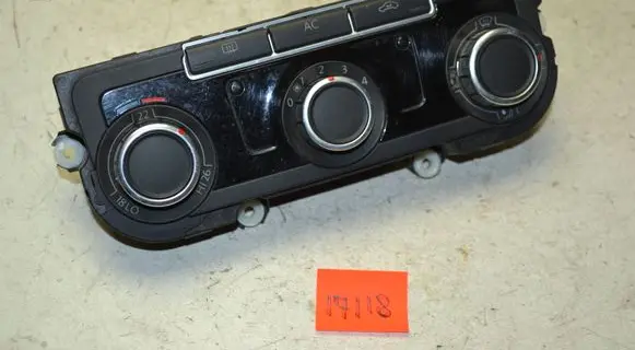 Volkswagen Golf VI Climate control unit 3C8907336H 5HB00975110
