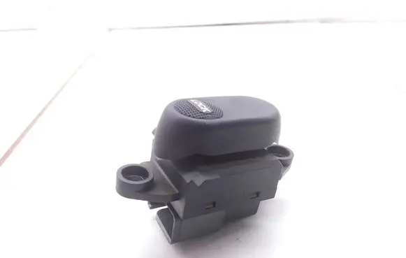 Chrysler PT Cruiser Electric window control switch 04671623AA 2270B