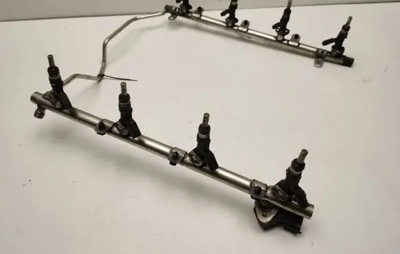 Mercedes-Benz CL C216 Fuel main line pipe A1560701895