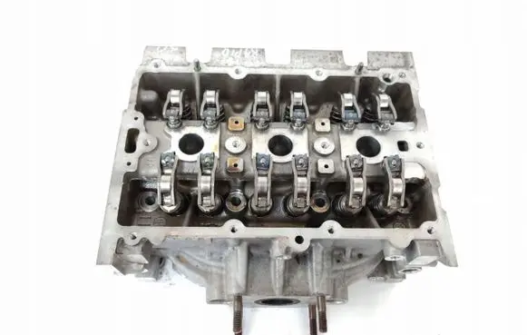 Skoda Citigo Engine head 04C103064D 04C103404L