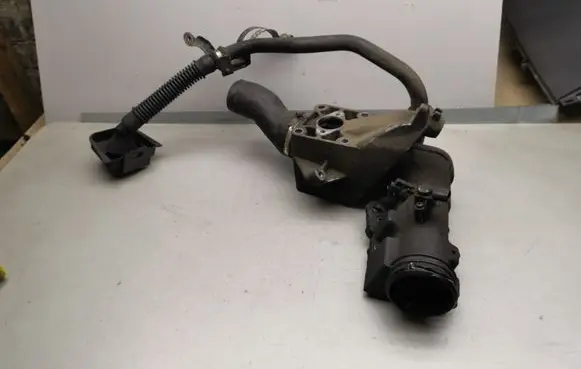 Mercedes-Benz Vito Viano W639 Engine mounting bracket A6462230004 0261230193