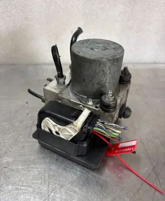 Citroen C4 I Picasso Master brake cylinder