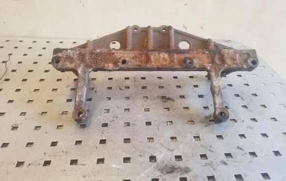 Mitsubishi Pajero Other engine bay part