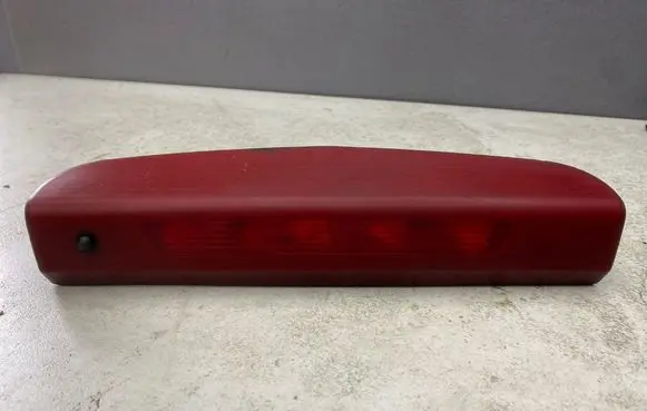Opel Corsa D Third/center stoplight 316627975