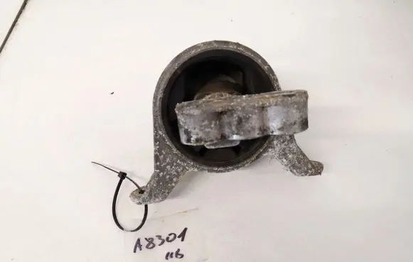 Opel Zafira A Engine mount bracket 90575772 90575779