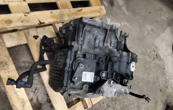 Volvo XC60 Automatic gearbox 1285175 P1285175 TT3D3602197
