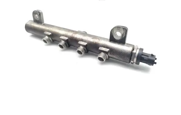 Opel Insignia A Fuel line pipe 55566047 0281002903 0445214199