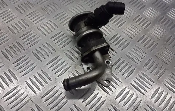 BMW 3 E46 EGR valve 72229512