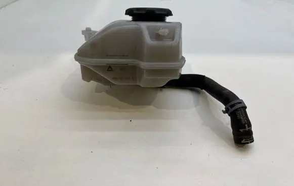 Seat Arona Coolant expansion tank/reservoir 2Q0121407D