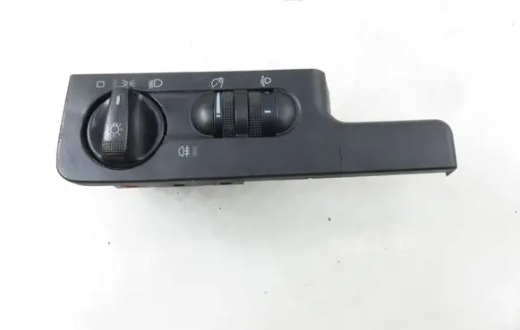 Volkswagen PASSAT B4 Light switch 3A1941531E