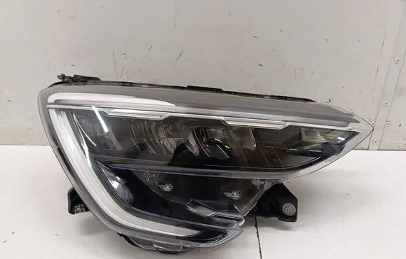 Renault Arkana Headlight/headlamp 260106490R
