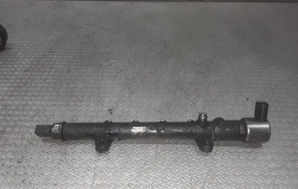 Mercedes-Benz Sprinter W906 Fuel main line pipe 9307Z522A00