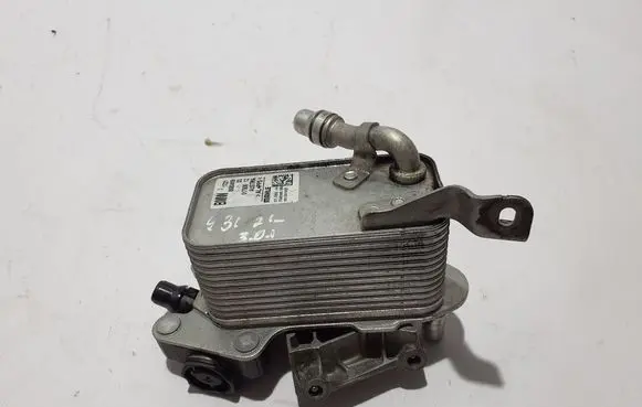 BMW 5 G30 G31 G38 Transmission/gearbox oil cooler 8580419