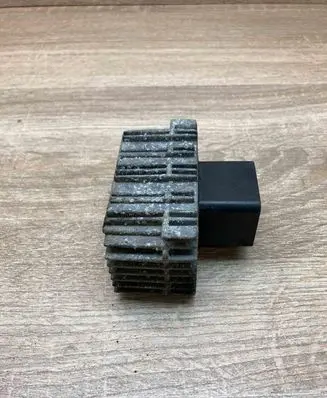 Opel Astra G Glow plug pre-heat relay 09132691 51299008 USED