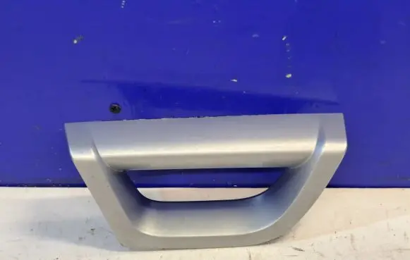 Volvo XC90 Rear door handle trim 8650071