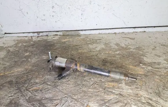 Mitsubishi Outlander Fuel injector 1465A323 04S10266