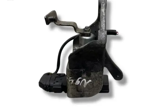 BMW 1 E82 E88 Turbine electric control actuator k006t50172 33781210 7798831