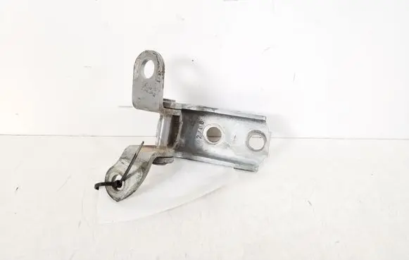 Toyota Aygo AB10 Rear door lower hinge 68770-0H010
