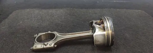 Skoda Superb B6 (3T) Piston 0822363R