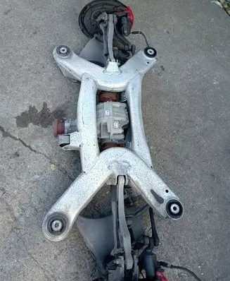 Bentley Continental Rear axle beam with reductor 