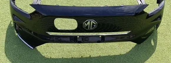MG ZS Front bumper P11010248