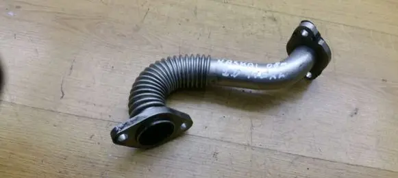 Nissan Qashqai EGR valve line/pipe/hose