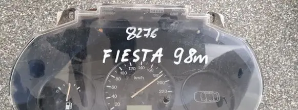 Ford Fiesta Speedometer (instrument cluster) YS6F10841