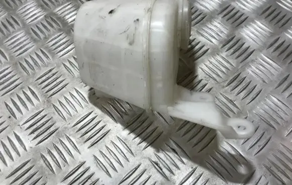 Mazda 323 Windshield washer fluid reservoir/tank 860142058 860142-058