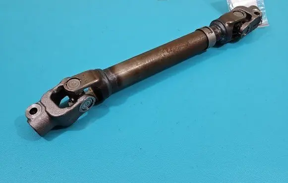 Steering wheel axle