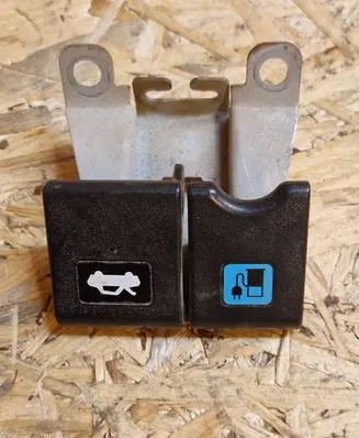 Nissan e-NV200 Fuel cap release pull handle 