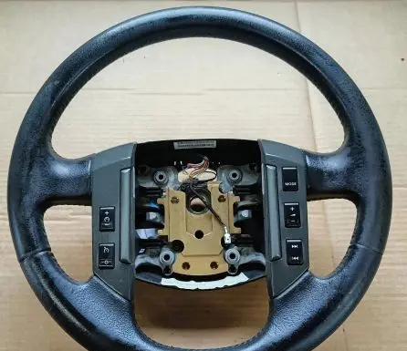 Land Rover Discovery 3 - LR3 Steering wheel