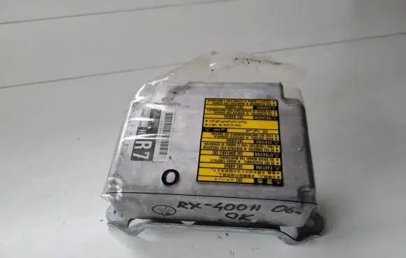 Lexus RX 330 - 350 - 400H Airbag control unit/module 8917048140