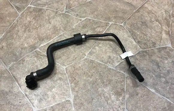 BMW 7 F01 F02 F03 F04 Engine coolant pipe/hose 7619700