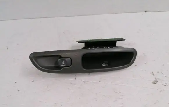 Volvo V70 Electric window control switch 9193301 9472275 09193991