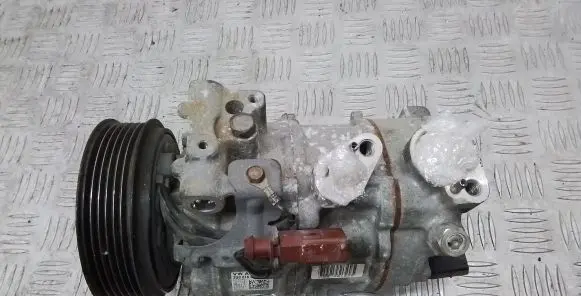 Volkswagen Jetta USA Air conditioning (A/C) compressor (pump) 3Q0816803